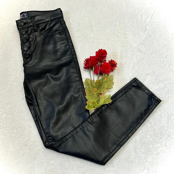 Abercrombie & Fitch Vegan Leather Skinny Pants -2R/26 - Picture 1 of 11